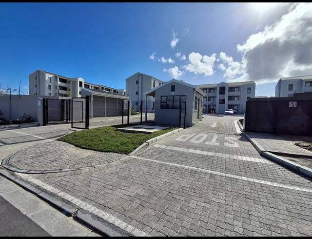2 BEDROOM PROPERTY TO RENT IN PARKLANDS EAST